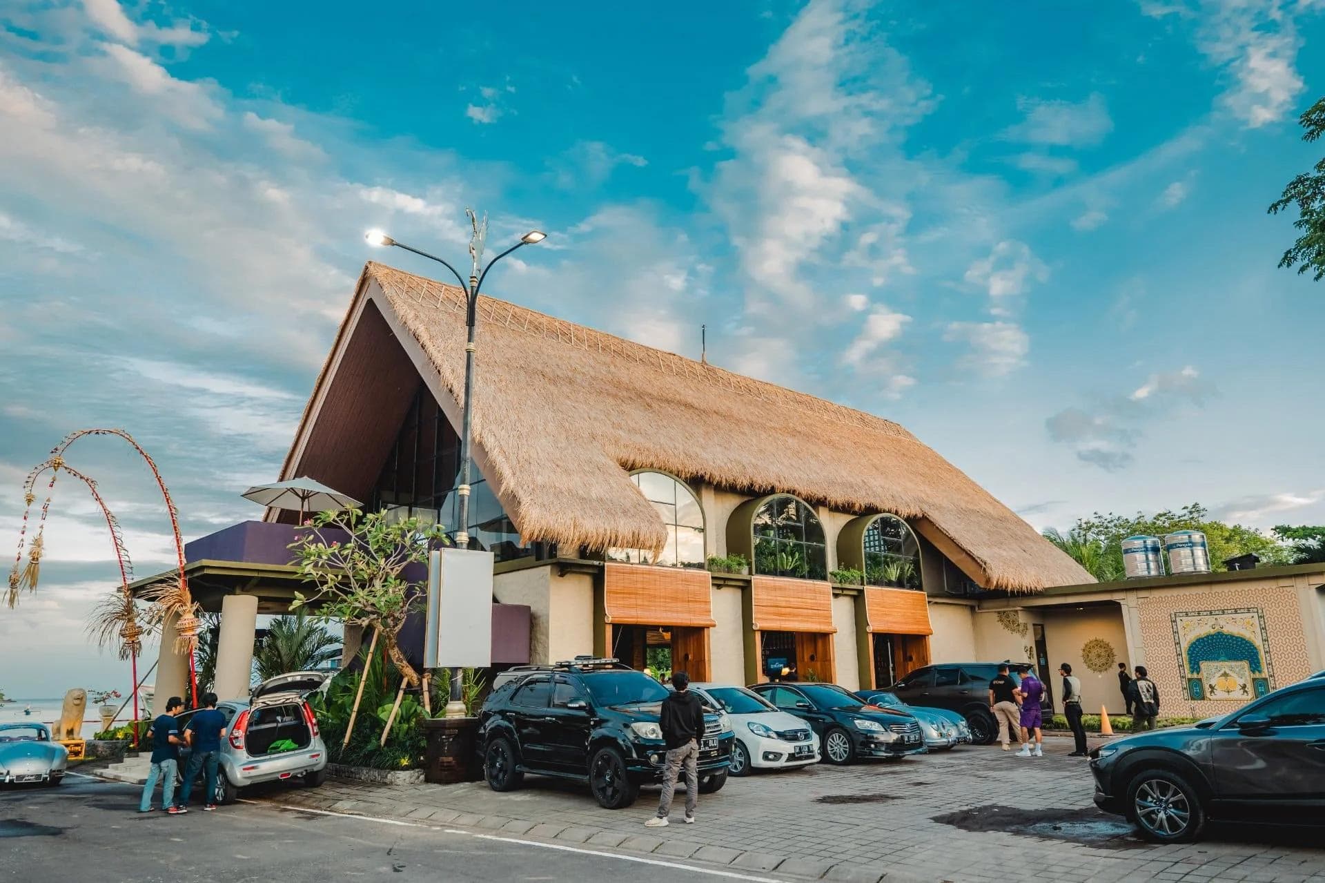 Black Stone Yacht Club